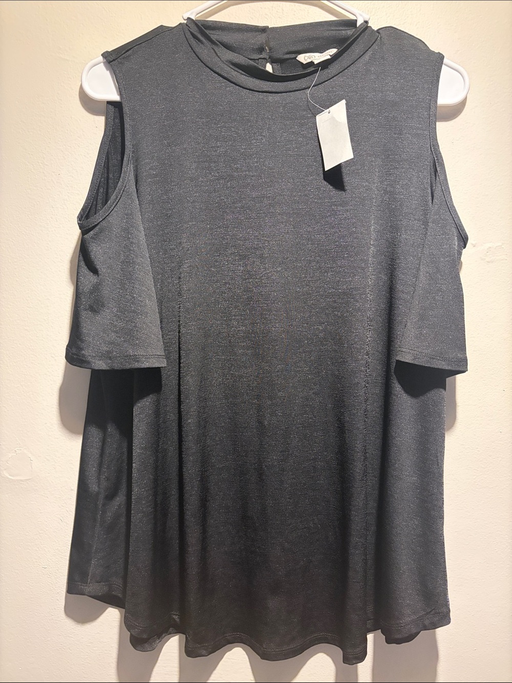 Cato Metallic Cold-Shoulder Top in Black